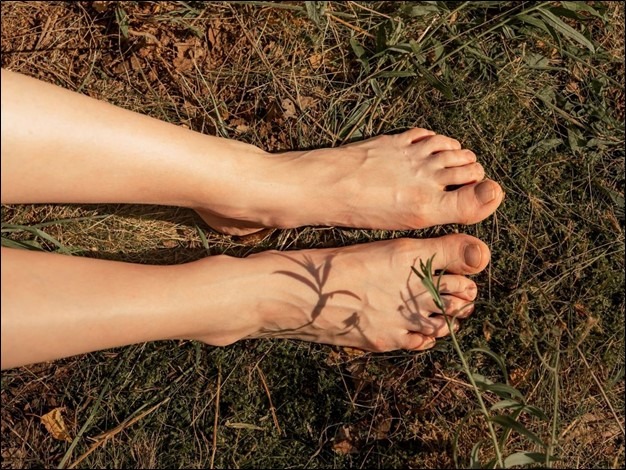 Barefoot – Earthing – Grounding : c’est quoi? (introduction)